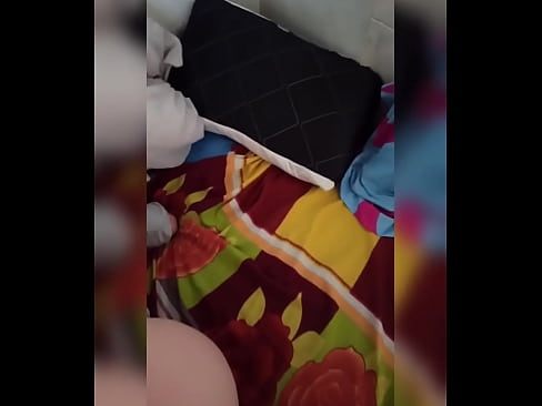❤️ Ҳамҳуҷраи ман дар хона танҳо мемонад, зеро шавҳараш ба рухсатӣ меравад ва ман аз фурсат истифода бурда, ӯро сиҳат мекунам ва харашро аз шир пур мекунам ️ Шлюсҳо дар tg.pornpictureshq.ru ️❤